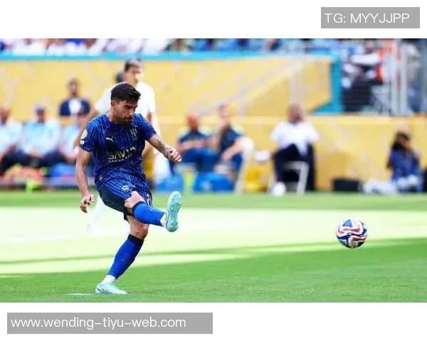 鲁本内维斯或将明夏免签皇马英超球队对其表示兴趣 鲁本内维斯或将明夏免签皇马英超球队对其表示兴趣